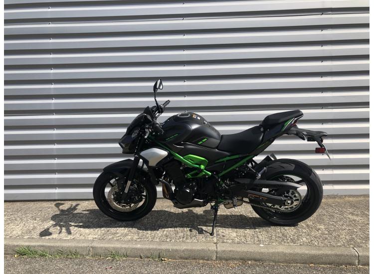KAWASAKI Z900 A2