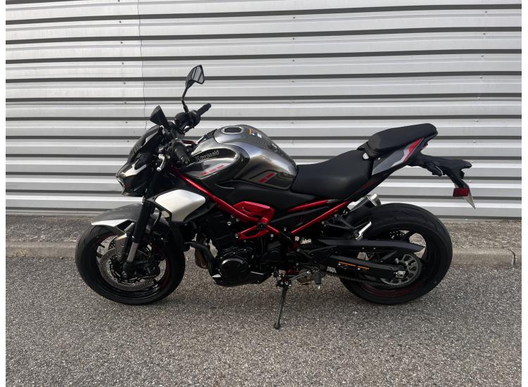 KAWASAKI Z900 A2