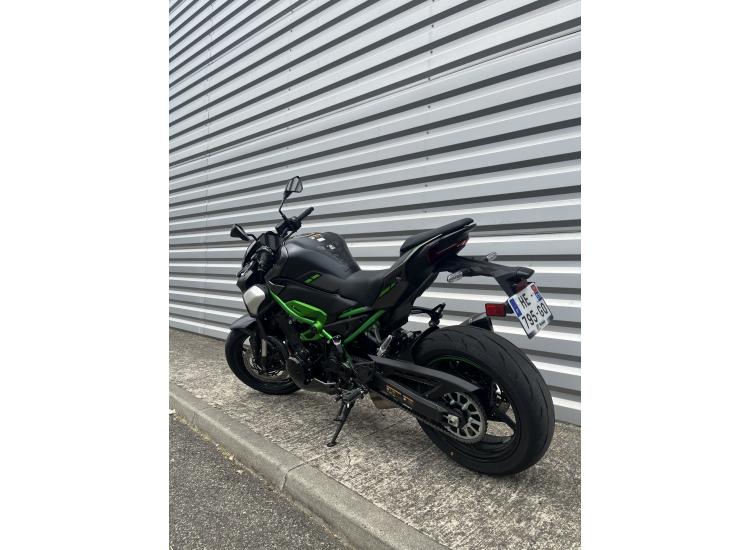KAWASAKI Z900