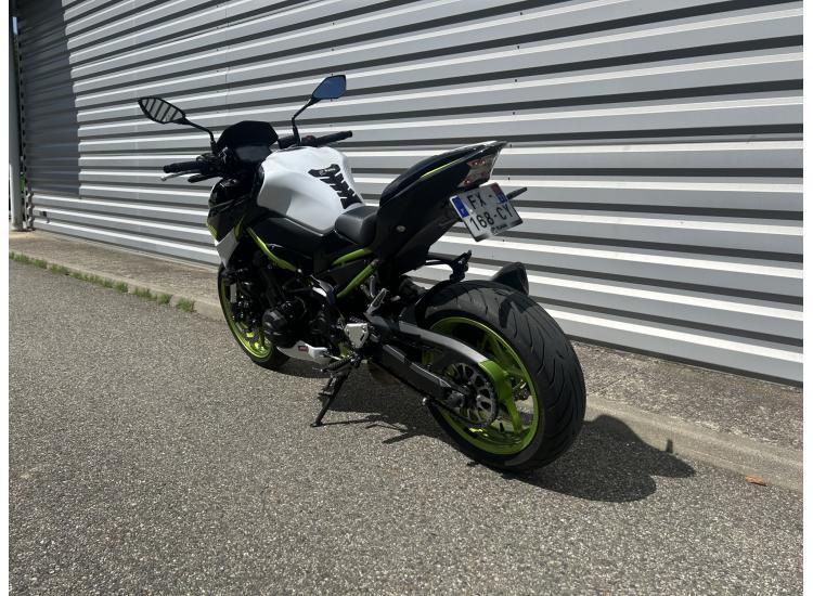 KAWASAKI Z 900 PERFORMANCE