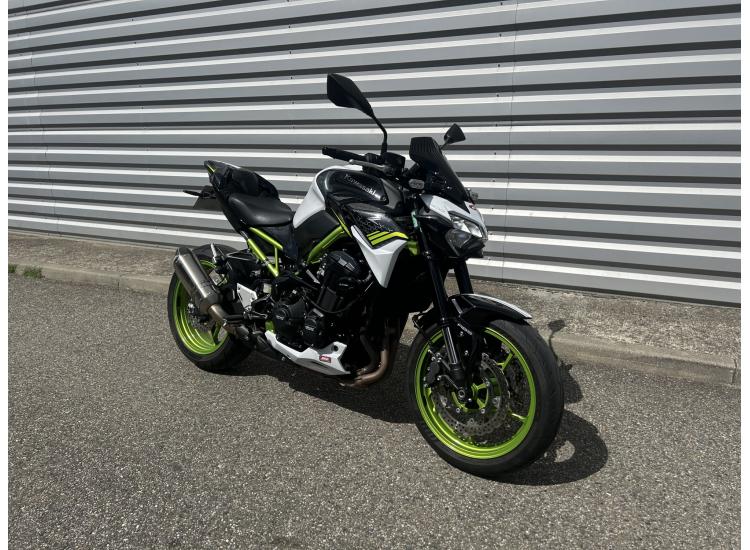KAWASAKI Z 900 PERFORMANCE