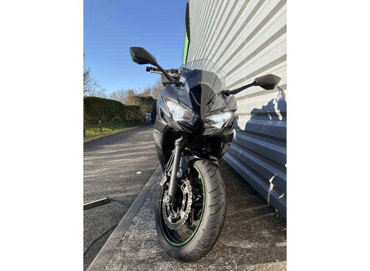 KAWASAKI NINJA 650 