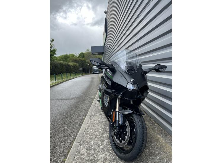 KAWASAKI Ninja H2 SX
