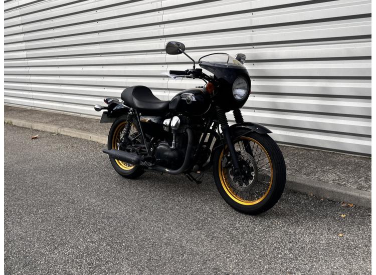 KAWASAKI W 800
