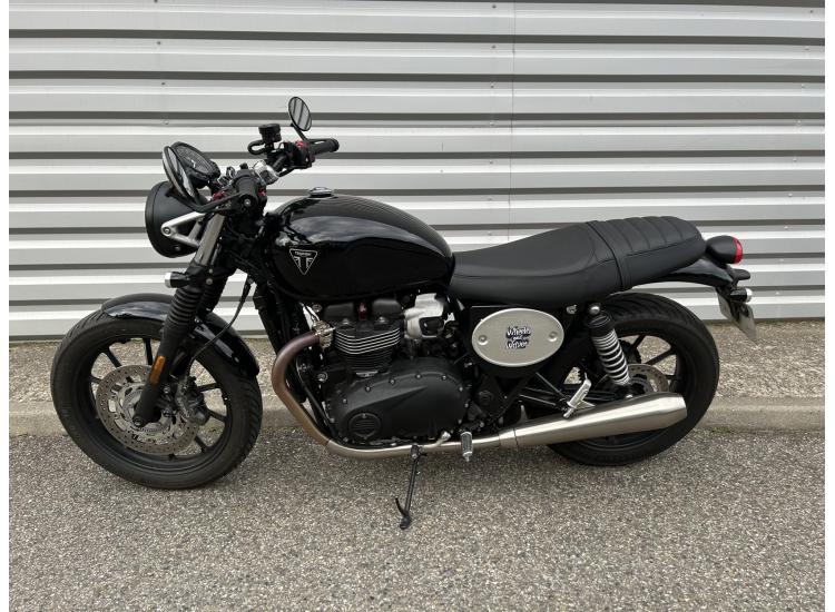 TRIUMPH SPEED TWIN 900