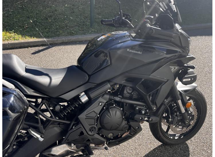 KAWASAKI VERSYS 650