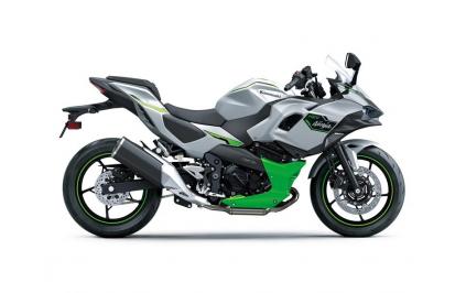KAWASAKI Ninja 7 Hybrid
