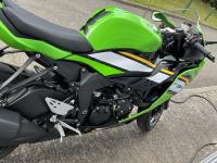KAWASAKI ZX6R
