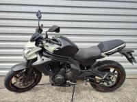 KAWASAKI ER-6