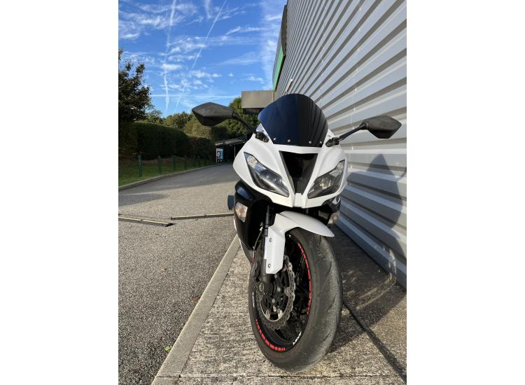 KAWASAKI ZX-6R 636