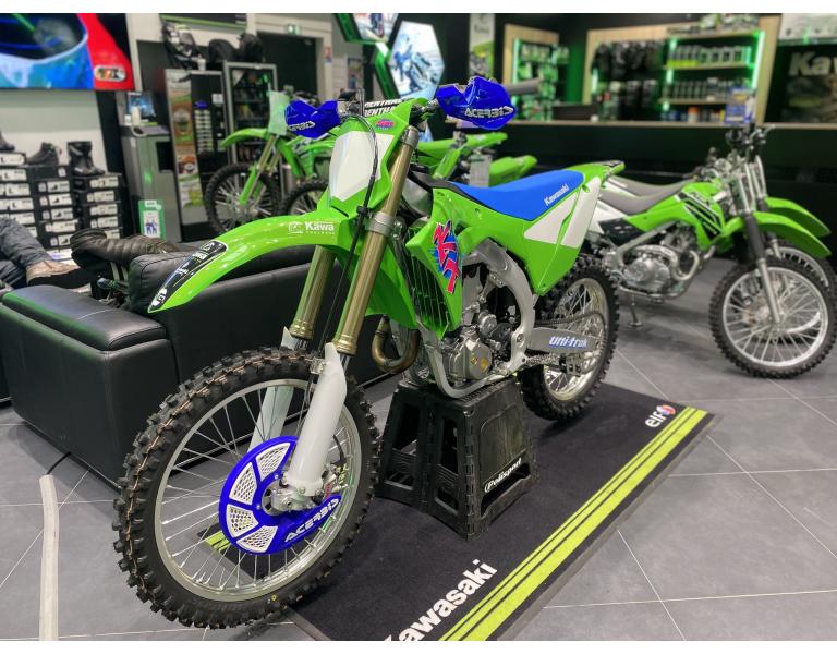 Disponible : KX 450 50TH ANNIVERSARY